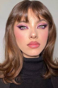 Make people stop and stare with this outstanding purple makeup look for green eyes! It will softly enhance your daring glaze, and if you still feel there are some hearts left to steal, add a black winged eyeliner as a finishing touch.//photocredit:@claudianeacsu Lavender Makeup Looks, Eyeliner Images, Lavender Lipstick, Blue Cut Crease, Lavender Makeup, Purple Makeup Looks, Eyeliner Techniques, Burgundy Lips, Bold Eyeliner