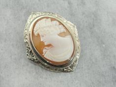 Engraved Flat Bezel Edge Antique Cameo Brooch 6119DT-N Vintage Jewlery, Market Square, Vintage Cameo, Antique Brooches, Art Nouveau Jewelry, Cameo Brooch, Conch Shell, Conch, Creamy White