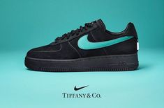 Tiffany Sneakers, Nike Images, Limited Edition Shoes, Limited Edition Sneakers, Mens Nike Shoes, Sneaker Games, Kylie Minogue, Blue Sneakers, Naomi Campbell