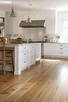 19 flooring ideas for white kitchen cabinets Lvp Flooring Planks Kitchens With White Cabinets, Kitchen Cabinets Light Wood, Off White Cabinets, Wood Plank Flooring, Grey Laminate, The Perfect Kitchen, Light Wood Floors, Wood Kitchen Cabinets, Modern Tiles