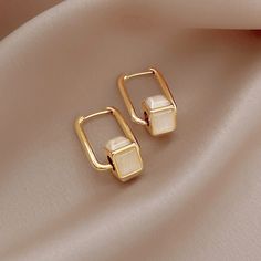 New Hypoallergenic Made Of Copper Check Out My Shop For More Geometrical Design, Nice Gifts, Cats Eye Stone, Cat S, Eye Stone, Everyday Accessories, Stone Gold, Square Earrings, Design Jewelry