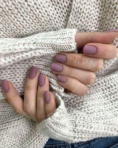 Matte Nail Polish Colors, Matte Nail Polish, Matte Nails Design, Nail Polish Designs, Fall Nail, Chic Nails, Short Acrylic Nails, Top Top