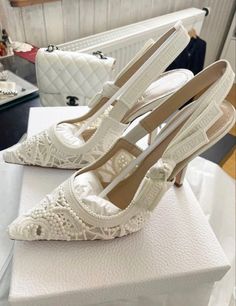 Dior Dior Wedding, Christian Dior 2023, Dior Pumps, Dior 2023, 2023 Ss