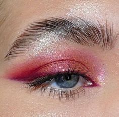 Safe Love, Mekap Mata, Red Eyeshadow, Smink Inspiration, Makijaż Smokey Eye, Colorful Eye Makeup, Makeup Eye Looks, Eye Makeup Art