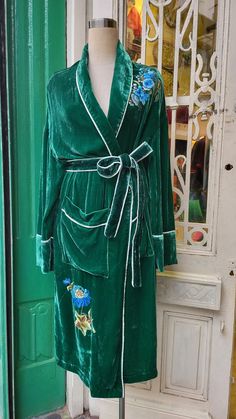 "This robe is made of silk velvet. Wearing this silk velvet robe, you will feel it very soft, smooth, warm, light and super comfortable! The robe is 110 cm or 43.3 inches long with the belt, two pockets and 3/4 sleeve. It's a nice gift for birthday, Mother's day, Valentine, Thanksgiving. *Size: These are measurements of the robe, not the user. - Small size (S) with the bust of 51\" or 130 cm - Large size (L) with the bust of 63\" or 160 cm We can make custom length and size for you. Please conta Long Sleeve Silk Robe, Silk Long Sleeve Home Robe, Long Sleeve Silk Robe For Home, Embroidered Long Sleeve Robe For Loungewear, Embroidered Robe, Robe Silk, Embroidered Robes, Velvet Kimono, Silk Kimono Robe