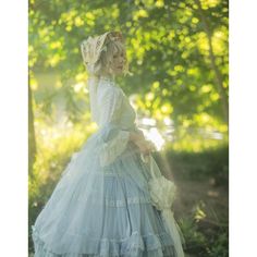 Overwhelming volume layered over and over again. Beautiful lace embroidery with a brush stroke flower pattern. A petticoat that will make you look like a princess of royalty. It can be worn as an underskirt or a skirt. Try being invited to a ball for a court aristocrat. 
 
 

 

 
 
 ＜Color＞ 
 
 Baby blue 
 White 
 
 
 ＜Item＞ 
 
 Skirt length: 90cm 
 Skirt length: 100cm 
 
 
 ＜Size＞ 
 
 Skirt length: 90cm 
 
 S size 
 
 Total length: 90cm 
 Waist: 60-80cm 
 
 M size 
 
 Total length: 90cm 
 Wais Blue Victorian Dress With Ruffles For Wedding, Princess Style Victorian Dress With Ruffles, Lace Embroidery, Blue Skirt, A Princess, Petticoat, Flower Pattern, Skirt Length, Flower Patterns