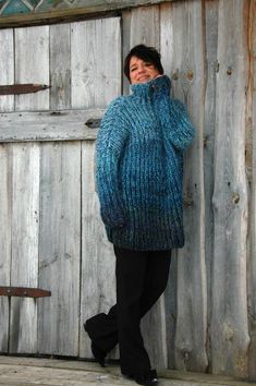 "Oversized cozy turtle neck sweater hand knitted from mohaira and merino  wool mix availabe in multiple colors and sizes. Elegant plus size sweater. This plus size chunky, oversize grey merino and alpaka mix sweater is available in multiple colors and sizes   READY TO ORDER Feel free to contact me for custom sweater orders. Care instructions: * Hand wash, dry flat, use washing products intended for wool. You may pick a size from the standard sizes below. If your size is not shown, i will do a custom size for you. Just leave your measurements via Etsy Conversation or in the Notes to Seller when you order.  Let me know if you want it in other color! Size        XS                      S                      M                       L                        XL  US          0-2 Jennifer Ward, Custom Sweaters, Plus Size Sweater, Pull Oversize, Womens Sweaters, Turtle Neck Sweater, Plus Size Sweaters, Alpaca Wool, Etsy Fashion