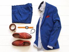 What to Wear in Paris (According to a Local) Formal Look Men, Blue Suit Brown Shoes, Black And Grey Suit, Dinner Clothes, Dress Shirts Men, Mens Suit Style, Wedding Flat Lay, League Of Gentlemen