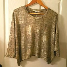 Gold Top Tops Gold, Maroon Sweatshirt, Peplum Crop Top, Maroon Top, Babydoll Tank Top, Black Babydoll, Green Tunic, Babydoll Tank, Summer Kimono