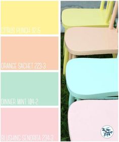 four different colored chairs sitting next to each other on the grass with text overlay that says citrus punch