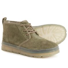 The Ugg Neumel Clear Chukka Boot Puts A New Twist On A Classic Silhouette With Its Suede Upper, Uggplush Wool-Blend Lining And Clear Tpu Outsole. Suede Upper With Braided Heel Tab Uggplush Wool-Blend Lining Cushioned Footbed With Uggplush Wool-Blend Cover Lace Closure Features: Brand: Ugg Size: 8 Color: Green Style: Nemuel Clear Boot Size: Womens 8 Condition: New Without Tags New Without Tags. Never Worn. Casual Green Boots With Textured Sole, Adirondack Ugg Boots, Clear Boots, Brown Winter Boots, Ugg Classic Mini Ii, Shiny Boots, Short Winter Boots, Tall Uggs, Ugg Neumel