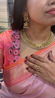 Jalebi Necklace, Kishandas Jewellery, Gold Choker Necklace Indian, Vintage Indian Jewelry, Jadau Jewellery, 22k Gold Necklace, Antique Necklaces Design, Fancy Jewelry Necklace