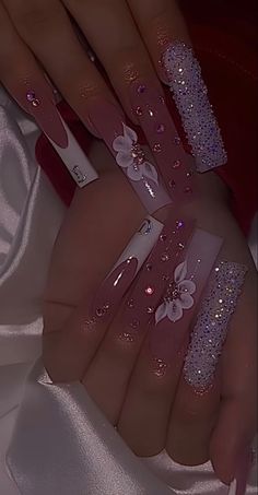 Acrylic Long Nails Designs, Claret Nails, Latina Nail Designs Pink, Slide Show Tiktok, Latina Acrylic Nails, Latina Nail Designs, Buchona Nails, Latina Nails, Tiktok Quotes