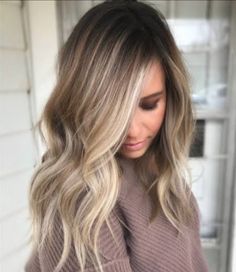 Blond Balayage, Long Face Hairstyles, Frontal Hairstyles, Balayage Hair Blonde, Peinados Fáciles Para Cabello Corto, Short Hair Balayage, Brown Blonde Hair, Ombre Hair Color, Long Blonde