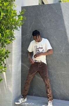 Reverse Mocha Outfit, Mocha Outfit, Electric Lady Studios, Travis Scott T Shirt, Reverse Mocha, Sneakers Outfit Men, Dope Fits