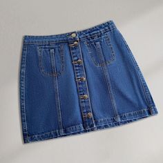 Lasaky - Vintage High-Waisted Denim Skirt in Deep Blue with Button-Up Front Detail 115 Pounds, High Waisted Denim Skirt, Blue Outfit, Types Of Skirts, High Waisted Denim, Olivia Mark, A Line Skirt, Deep Blue, A Line Skirts