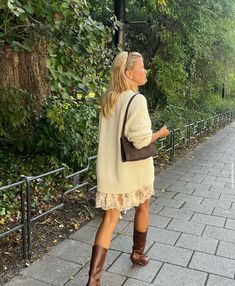 Tropical Fashion, Fall Attire, Matilda Djerf, Stylish Eve, Autumn Dress, Carrie Bradshaw, Fall Winter Outfits, Minimalist Outfit