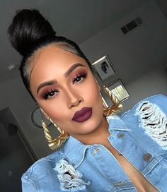 Gwendolyn Laumatia, Porefessional Primer, Burgundy Makeup, Make Up Videos, Makeup Eyes, Beat Face, Makeup For Black Women, Makeup Goals, Flawless Makeup