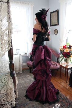 Leather Goth Steampunk Wedding Dress Punk Wedding Dresses, Leather Wedding Dress, Tight Wedding Dress, Moda Steampunk, Mode Steampunk, Gothic Wedding Dress, Punk Dress, Alternative Wedding Dresses, Steampunk Wedding