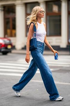 J Brand x Elsa Hosk Monday Wide-Leg High-Rise Jeans 23 x 34 Elsa Hosk Style, Beauty Plan, Models Off Duty Style, Mode Hippie, Flair Jeans, Jeans Street Style, Elsa Hosk, Celebrity Street Style, Looks Style