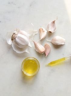 Oregano Oil Ear Ache, How To Make Garlic Oil For Ears, Garlic And Olive Oil For Ears, Olive Oil For Ear Ache, Garlic Oil Ear Drops, Ear Oil Diy, How To Use Garlic Oil For Ear Infections, Garlic Drops For Ears, Garlic Ear Remedy