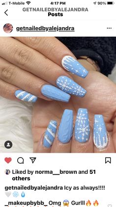 Winter Nails 2023, Nails 2023 Trends, Halloween Nail Art Tutorial, Blue Christmas Nails, New Years Nails, Art Designs Ideas, Holiday Nail Designs, Nails Trends, Winter Nails Acrylic