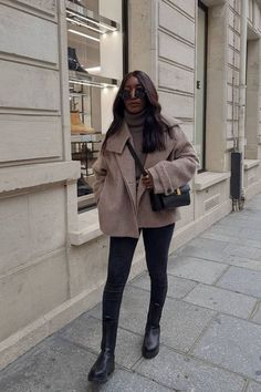 Wander Outfit, Trending Winter Boots