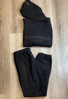 Essential Set Outfit, Birthday Wishlist Black, Essentials Sweater, Black Essentials