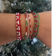 Set of 3 Christmas themed bracelets Themed Bracelets, Braided Bracelet Diy, Bracelets Ideas, Winter Jewelry, Bracelets Design, Wrist Jewelry, Christmas Bracelet