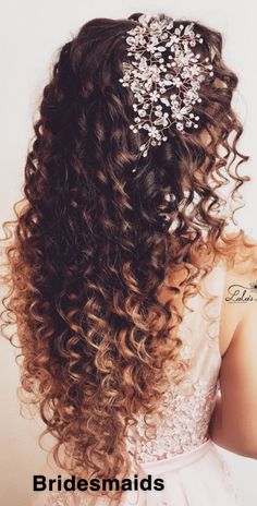 Hair Down Styles, Long Natural Curly Hair, Hair Style On Saree, Curly Hair Problems, Bridal Hair Inspiration, Wedding Hairstyles Bride