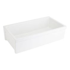 a white plastic container with no lid