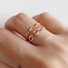 Wavy rings set - wavy stacking rings - stacking rings set (R181) Rings Stacking, Stacking Ring Set, Fidget Rings, Ring Crafts, Rings Set, Hand Crafted Gifts, Stackable Rings, Stacking Rings, Look Chic