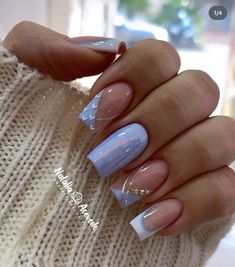 Dope Blue Nails, Spring Blue Nails, Nails Frances, Pretty Blue Nails, Summer Blue Nails, Elegant Touch Nails, Manicure Nail Designs, Short Design, Blue Nail Designs