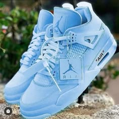 They gonna run out!! # proper shipping Sepatu Air Jordan, Nike Shoes Women Fashion, Trendy Shoes Sneakers, Nike Shoes Girls, Nike Fashion Shoes, Preppy Shoes, Jordan Shoes Girls, Jordan Shoes Retro, Custom Nike Shoes