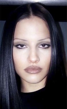 Gabbriette Lip Combo, Clean Emo Makeup, 2008 Makeup Looks, Pale Makeup Looks Dark Hair, Gabriette Bechtel Makeup, Makeup Looks Dark Feminine, 2009 Makeup Looks, 90s Runway Makeup, Gabbriette Makeup