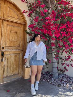 Plus Size 2023 Outfits, Clean Girl Aesthetic Outfits Plus Size, Plus Size Clean Girl Aesthetic, Plus Size Summer Outfits Aesthetic, Denim Skirt Outfit Plus Size, Plus Size Denim Skirt Outfit, Summer Plus Size Outfits 2023, Plus Size Summer Outfits 2023, Beach Outfit Plus Size