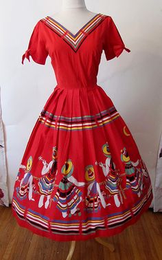 Vintage Mexican Dress Mexican Fiesta Dresses, Vintage Mexican Dress, Mexican Print, Mexican Vintage, Vintage Patio, 1950s Fashion Dresses, Fiesta Dress