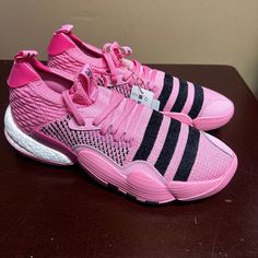 Adidas Mens Pink Trae Young 2 Ie1667 Lace Up Athletic Basketball Shoes Sz Us 12 Brand: Adidas Department: Men Size: 12 Color: Pink Type: Athletic Style: Sneaker Style Code: Ie1667 Pattern: Solid Theme: Sports Shoe Shaft Style: Low Top Closure: Lace Up Features: Comfort, Adjustable Occasion: Activewear Seasons: All Season Condition: New Without Box I Offer Discounts For All Return Customers. - Jvs White Addidas, Nike Nmd, Adidas Superstar Black And White, Hoop Shoes, Adidas Nmd R1 V2, Adidas Superstar Black, Black Shoes Sneakers, Adidas Slip, Trae Young