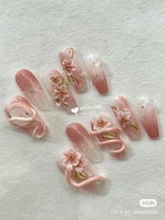 Cny Nails 2025, New Nail Trends 2025, Tet Nail Design, Mahjong Nails, Nail China Style, Chinese New Years Nails, Nailart Simple Elegant, Pink Fairy Nails, Japan Inspired Nails