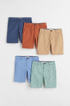 5-pack Slim Fit Chino Shorts Boy Jeans Outfit, Mini Outfit, Blue Anchor, Slim Fit Chinos, Latest T Shirt, Family Photo Outfits, Photoshoot Outfits, Chino Shorts, Boy Shorts