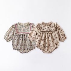 The Floral Pattern Autumn Western Style Onesies are a perfect blend of fashion and comfort. Featuring a beautiful autumn-inspired floral print, this onesie is sure to add a touch of style to any wardrobe. Made from high-quality materials, this onesie is designed to last and provide comfortable, everyday wear. COLOR Beige, Apricot MATERIAL Cotton SEASON Summer SIZE (AGE) 66 (3-6M), 73 (6-9M), 80 (9-12M), 90 (12-24M) GENDER Baby Girl PATTERN Floral (Flower) Newborn Jumpsuit, Spring Toddler, Chubby Babies, Autumn Inspired, Boutique Clothes, Long Sleeve Kids, Long Romper, Beautiful Autumn