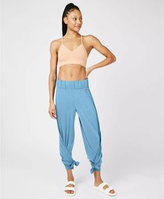 Peaceful Split Trousers - stellarblue | Women's Pants | www.sweatybetty.com Split Pants, Yoga Poses For Beginners, Running Leggings, Gym Yoga, Yoga For Beginners