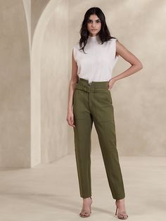 Saw this on Banana Republic: Polished Casual, Slacks For Women, Working Women, Cotton Linen Pants, Classic Pants, Utility Pants, Banana Republic Women, Banana Republic Pants, Floral Pants