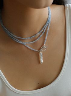 Silver Diy Jewelry, Pearl And Gemstone Necklace, Pearl Necklace Ideas, Elegant Baroque Pearl Necklace With Gemstone, Minimalist Baroque Pearl Necklace With Pendant, Jewelry Ideas Diy, Elegant Baroque Pearl Necklace With Pendant, Diy Chain Necklace, Delicate Baroque Pearl Pendant Jewelry