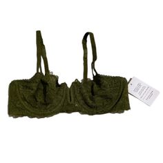 Auden Olive Green Bra New With Tags Size 32a Green Fitted Lace Bra, Green Bra, 32a Bra, Light Peach Color, Marvel Clothes, Green Bras, Lace Halter Bralette, Lounge Bra, Convertible Bra