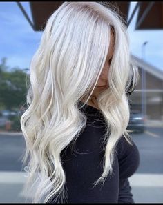 White Hair Hairstyles, Solid Blonde Hair, Blonde Highlights Balayage, Blonde Summer