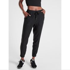 Athleta Black Elastic Waist Farallon Jogger Pants Brand New - Without Hang Tag, The Label Inside Is Partially Cut Out To Prevent Returns To The Retail Stores. Material: 95% Cotton, 5% Spandex Organic Clothes, Athleisure Pants, Linen Joggers, Everyday Pants, Pants With Pockets, Hiking Pants, Active Wear Pants, Athleta Pants, Black Stretch