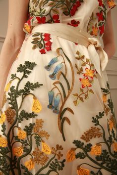 Gown, Embroidery, Timeless Dress - Etsy Floral Embroidered Sundress, Alice Outfit, Embroidered Skirts, Diy Blankets, Floral Embroidered Gown, Gown Embroidery, Embroidered Wedding Gown, Embroidered Floral Dress, Garden Party Outfit