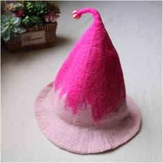 Material: wool felt Size: head circumference about 56-60cm Very special hats based on the design of animals and so on. Hand-made, each size is not accurate, color collocation is not the same, when you choose this kind of handmade products, please include these small details!Thank you for your support! Please leave a message telling me your head circumference, which can be customized About Courier, we now send Chinese SF, within 7 working days to the United States, other countries will slow down Adjustable Felt Costume Hats And Headpieces For Winter, Winter Costume Hats And Headpieces In Felt, Winter Festival Fitted Felt Hat, Brimmed Felt Hat For Festival, Whimsical Felt Hat With Curved Brim, Handmade Brimmed Felt Hat, Handmade Brimmed Mini Felt Hats, Festival Felt Hat With Curved Brim, Adjustable Felt Costume Hat For Winter