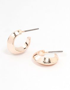 These stunning rose gold pointed huggie earrings feature a sleek and elegant design. The rose gold finish gives them a luxurious and timeless look that will complement many skin tones and styles. Slip them on and instantly elevate any ensemble with subtle glitz and glamour. Dimensions: Length 15 mm x Width 15 mm Weight: 0g | Lovisa Rose Gold Pointed Huggie Earrings Glitz And Glamour, Huggie Earrings, The Rose, Huggies Earrings, Gold Finish, Skin Tones, Elegant Design, Sleek, Rose Gold